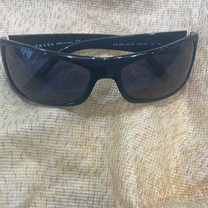 PRADA - black tinted sunglasses